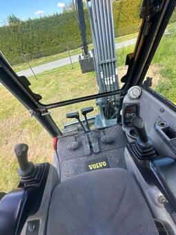 Pásový bagr Volvo EC60C – rok 2012 - 10
