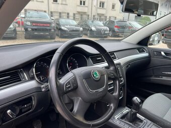 Škoda Suoerb 2,0TDi 125kW Ambiente limuzína - 10