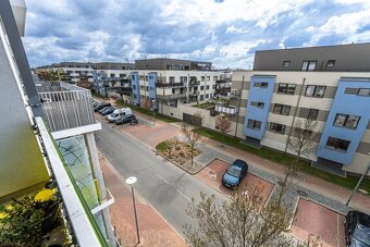 Dlouhodobý pronájem vybaveného bytu v klidné lokalitě - 10