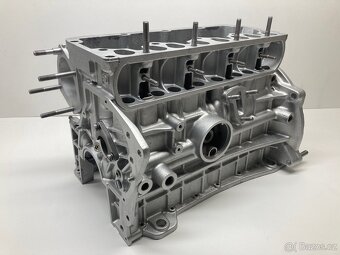 Hlava motoru Felicia - 10