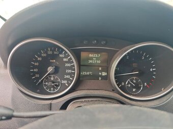 Mercedes-Benz ML 420 CDI - 10