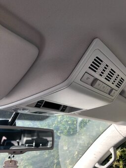 Vw Multivan 2.0TDI 132kW 4motion s uzávěrkou, DSG Highline - 10