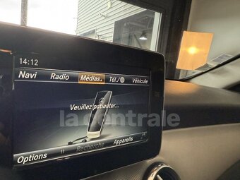 Mercedes-Benz GLA 220d FASCINATION 4Matic 7G-DCT 05/2016 - 10