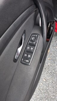 Renault Megane 3 1.9 DCi 96kw - 10