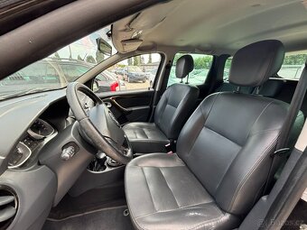 Dacia Duster 1.6 77kw r.v.2012 - 10