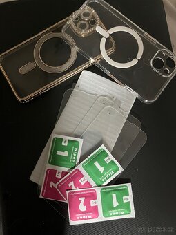 Apple iPhone 13 – 128 GB, modrá barva – 8 000 Kč - 10