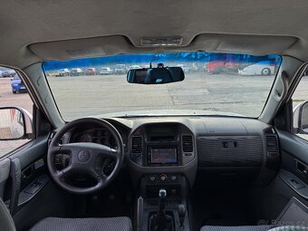 Mitsubishi Pajero 2.5tdi 4x4 - 10