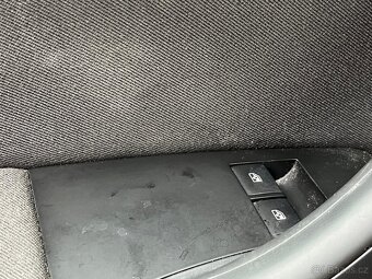 Opel Astra GTC 1.4 Turbo 140k Enjoy 2015, 103 kW, 65 300 km - 10