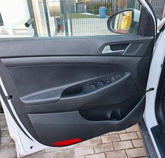 Hyundai Tucson 2.0 CRDi 4x4 Premium – 171 kW – Servis Hyunda - 10