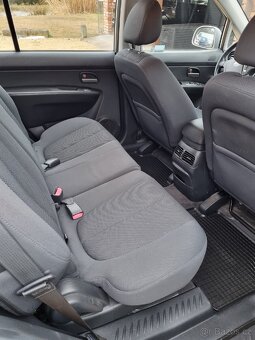 Kia Carens 2.0 crdi - 10