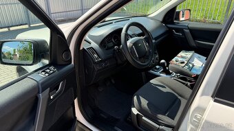 Land Rover Freelander 2 //2.2 S TD4e//118kW//1MAJ//SERVIS// - 10
