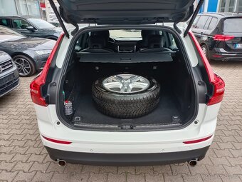 Volvo XC60 B4 AWD 2.0 145KW Momentum Virtu - záruka Autodraf - 10