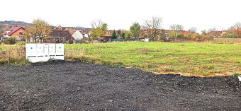 3x pozemek v obci Bratčice u Potěh - 10