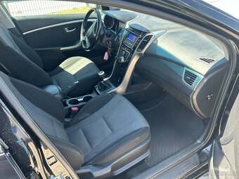 Hyundai i30 1.6CVVT - 10