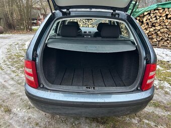 Škoda Fabie Combi 1,4 16 V 55 KW r.v. 2004 . - 10