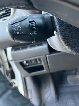 Peugeot 5008 1,6 eHDi, r.v. 2014,7 míst, AUTOMAT, tažné zař. - 10