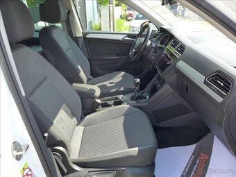Volkswagen Tiguan 2,0 TDi 110kw HIGH LINE,1.MAJ - 10