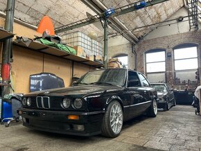 BMW e30 coupe - 10