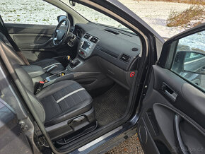 Prodám Ford Kuga 2.0TDCi Titanium 4x4 - 10