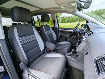 VW Touran 1.4TSi 103kw, DSG, Panorama, 7 míst, 1. Majitel - 10