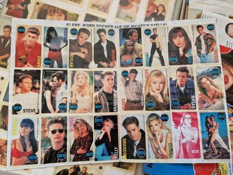 Sbirka seriál Beverly Hills 90210 - knihy, parfém, puzzle a - 10