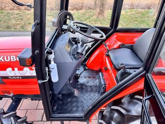 Japonský traktor KUBOTA GL 23 Diesel 3 válec, 23HP - 10