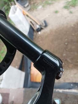 Vzduchová vidlice SR suntour 29" - 10