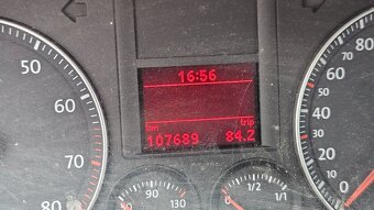 Golf V 1.6i 74kw - 10