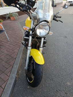 Yamaha XJR - 10