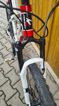 MERIDA TFS 100, Hydraulické brzdy, Shimano Alivio, Rám S - 10