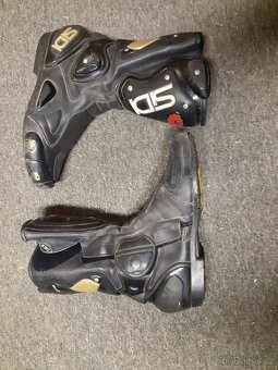 Prodám kompletní motorkářskou výbavu - 10