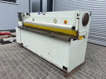 76. Tabulové nůžky NTC 2500/4 - 10