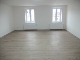 Pronájem nového bytu 1+kk, ca 32 m2, v centru Liberce. - 10