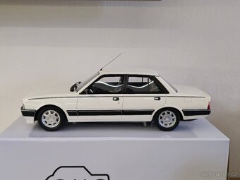 Peugeot 505 V6 1:18 Ottomobile - 10