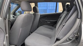 Kia Rio combi 2004 1.4 benzínové motor - 10