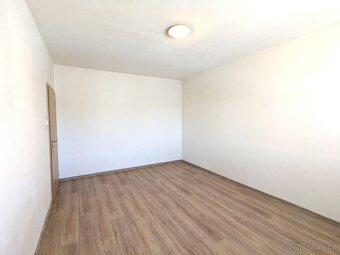 Pronájem bytu 2+1, 55 m2, Jaroslava Vrchlického 2801/15, 434 - 10