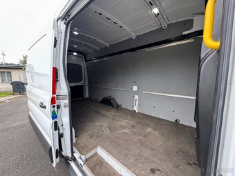 Transit Jumbo 2.0l RWD 2018 - 10