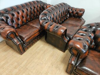 CHESTERFIELD ŠTÝL,HRUBO-KOŽENÁ SEDAČKA/PEKNÁ/ - 10