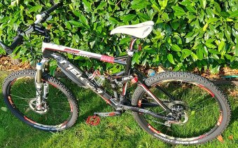 MERIDA  One - TwentY  -  CARBON 3OOO . - 10