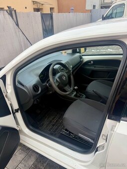 ŠKODA CITIGOU 1.0MPI 44KW 5 DVEŘOVÝ MODEL ČR SERVISKA ALU - 10