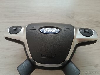 Volant Ford Focus mk3 s airbagem - 10