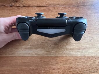 PlayStation 4 Pro 1TB + 1 ovladac - 10
