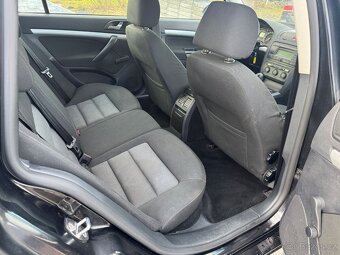 Škoda Octavia II kombi 1.6 benzin - 10