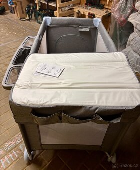 Cestovní postýlka - 10