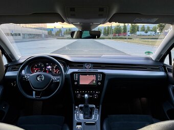 VW PASSAT B8 HIGHLINE 2.0 TDI 140kw DSG - LED KŮŽE 4x4 - 10