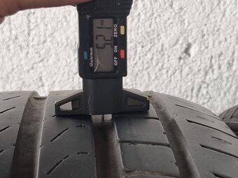 Letní Pirelli Seal Inside 255/45/19 - 10