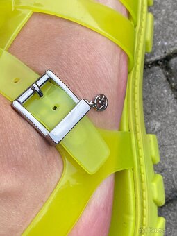Michael Kors 9M stelka 26 - 10