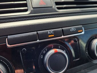 VW Caddy VAN 2-místný 2.0 TDi NAVIGACE - 10