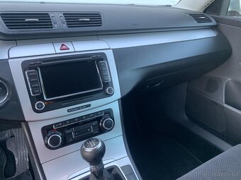 Volkswagen Passat 1.6 TDi , 77 kW nafta, 2009 - 10