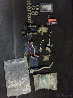 Honda CR250 - díly - 10